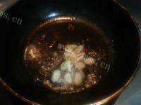 自制猪肉炖粉条做法图解8)
