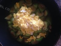 美味营养的丝瓜炒蛋的做法图解八