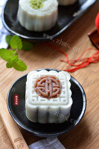 自制红豆沙冰皮月饼