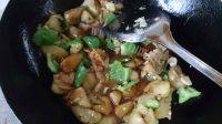 美味家常烧茄子做法图解8)