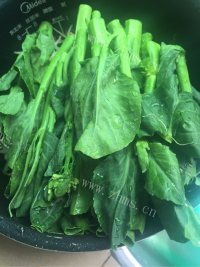 美味的湿炒牛河做法图解2)