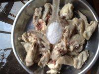 「DIY美食」盐焗鸡翅	做法图解7)