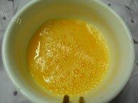 味道不错的蒸鸡蛋羹做法图解2)