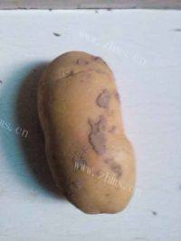 家常菜回锅土豆做法图解1)