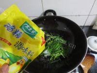 有益的木耳炒韭菜做法图解8)
