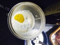 美味的青酱意面做法图解4)