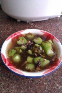 易做的紫菜丝瓜瘦肉汤