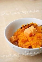 自制南瓜奶酪酥饼做法图解2)