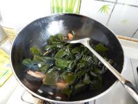 芳香四溢的海带烧肉做法图解6)