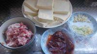 家常菜肉末蒸豆腐做法图解4)