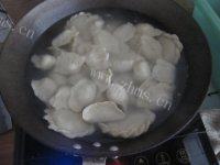 酸菜猪肉饺子自制