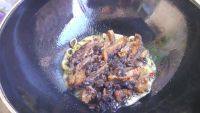 家常豆豉鲮鱼油麦菜做法图解8)
