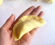 自己做的金元宝饺子做法图解20)