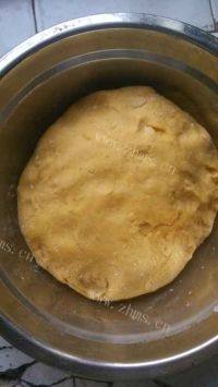 自制奶香红薯饼做法图解4)