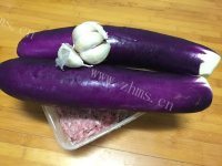 香喷喷的肉末炒茄子做法图解1)