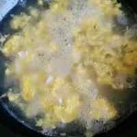 美味的百合鸡蛋汤的做法图解五