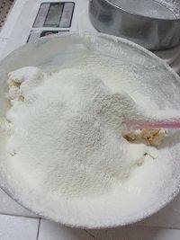 自己做的杏仁酥饼做法图解4)