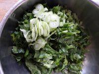 自己做的菠菜饼做法图解2)