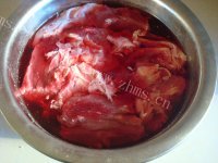 好吃的高压锅酱牛肉做法图解1)