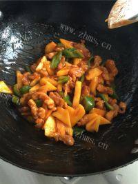 美味的菠萝咕咾肉
