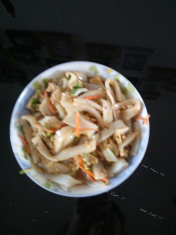 珍馐美味的自制凉皮
