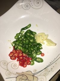 香气浓郁的酸辣土豆丝做法图解1)