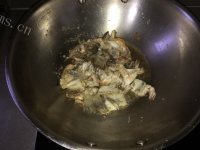 鲜美可口的酸菜鱼做法图解7)