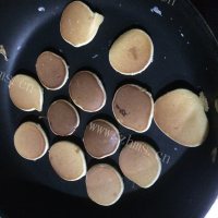 好吃的奶香小松饼做法图解11)