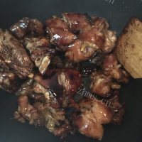 美味的黄豆焖猪蹄做法图解6)