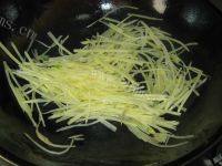 家常菜土豆丝炒肉丝做法图解8)