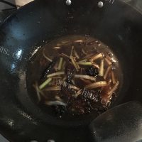 诱人的小酥肉蒸碗做法图解8)