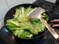 好吃的豆豉油麦菜做法图解3)