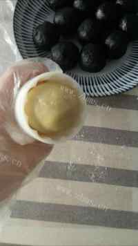 芝麻月饼做法图解8)