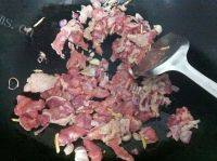 健康的西兰花肉片煲做法图解11)