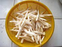 美食木耳拌杏鲍菇做法图解2)