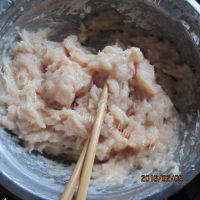 美味的鸡肉丸做法图解5)