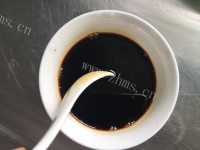 美味的无油糖醋藕圆做法图解15)