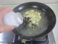 美味的上汤菠菜做法图解7)