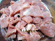 自制生菜牛肉卷做法图解1)
