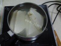 口感好的皮蛋豆腐做法图解3)