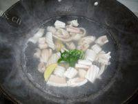 家常菜雪菜炒鱿鱼做法图解6)