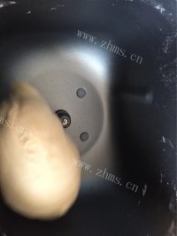自制肉松小面包做法图解4)