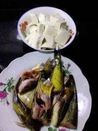 不上火美味的油炸豆腐焖黄骨鱼做法图解1)