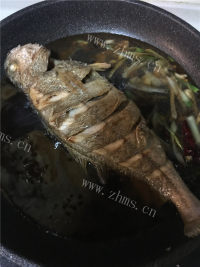 红烧黄花鱼做法图解4)