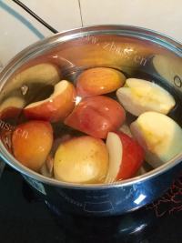 苹果瘦肉汤做法图解4)