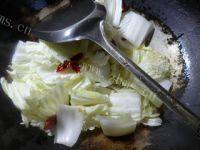家常菜土豆炒白菜做法图解4)