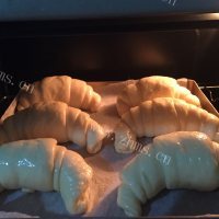 好吃的乳酪牛角面包做法图解12)