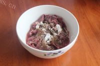 美味的黑椒牛肉做法图解1)