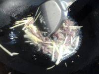 鲜香的芹菜肉丝做法图解5)