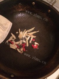回味无穷的肉丝面做法图解2)